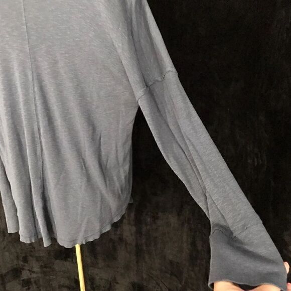 Paraphrase Blue Heathered Dolman Long Sleeve Top  - Size Medium - EUC - Picture 4 of 9